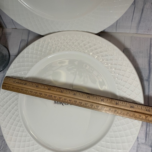 Mikasa Dining Mikasa Trellis Dinner Plates Set2 New Poshmark
